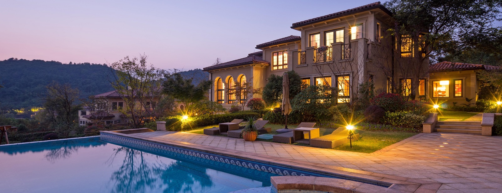 Rodney and Nelly Gonzalez Realtors